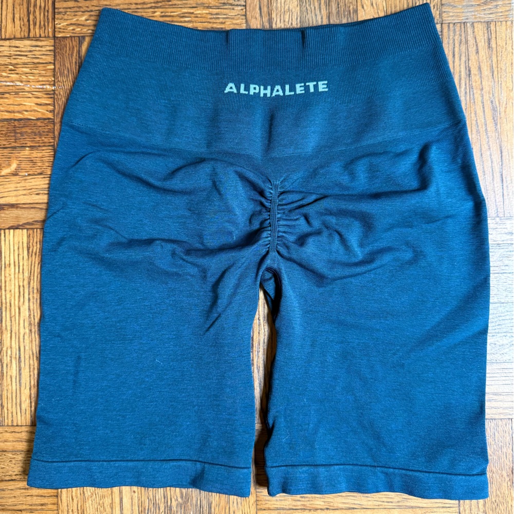 NWT Alphalete Midnight 6.5” Size Small Shorts